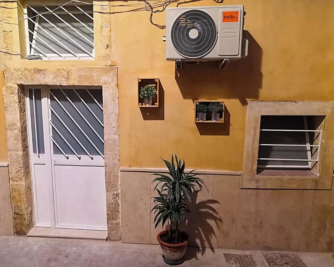 Ferienwohnung Il Ronco Di Archimede Syrakus Exterior foto